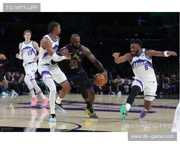 八村塁携手詹姆斯引爆球场!新组合首秀惊艳全场