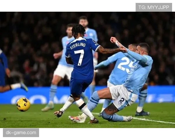 奥塔门迪头球造险 曼城防线定海神针 奥塔门迪头球造险 曼城防线定海神针