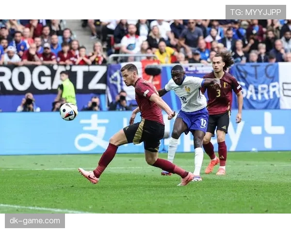 法国队欧洲杯预选赛豪取连胜，强势晋级在望